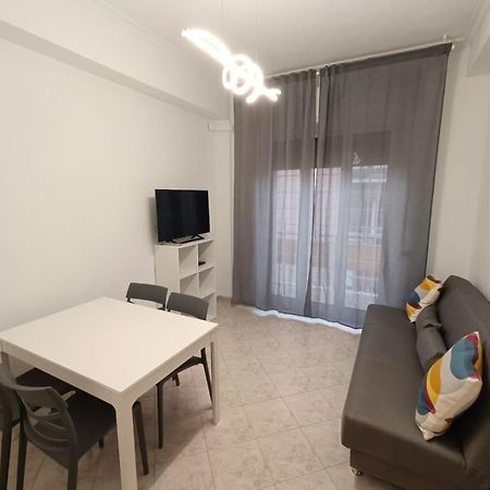Tia Tourist Apartment Rzym Zewnętrze zdjęcie