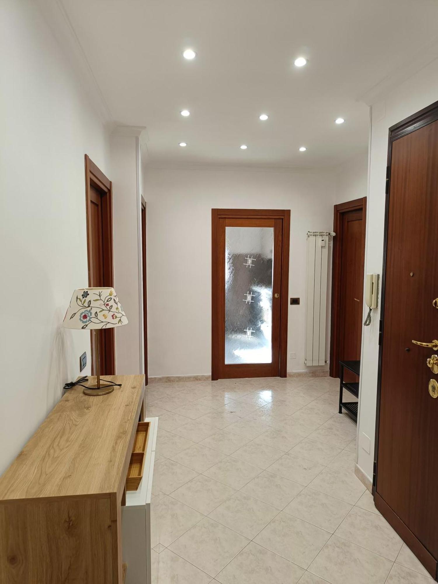 Tia Tourist Apartment Rzym Zewnętrze zdjęcie