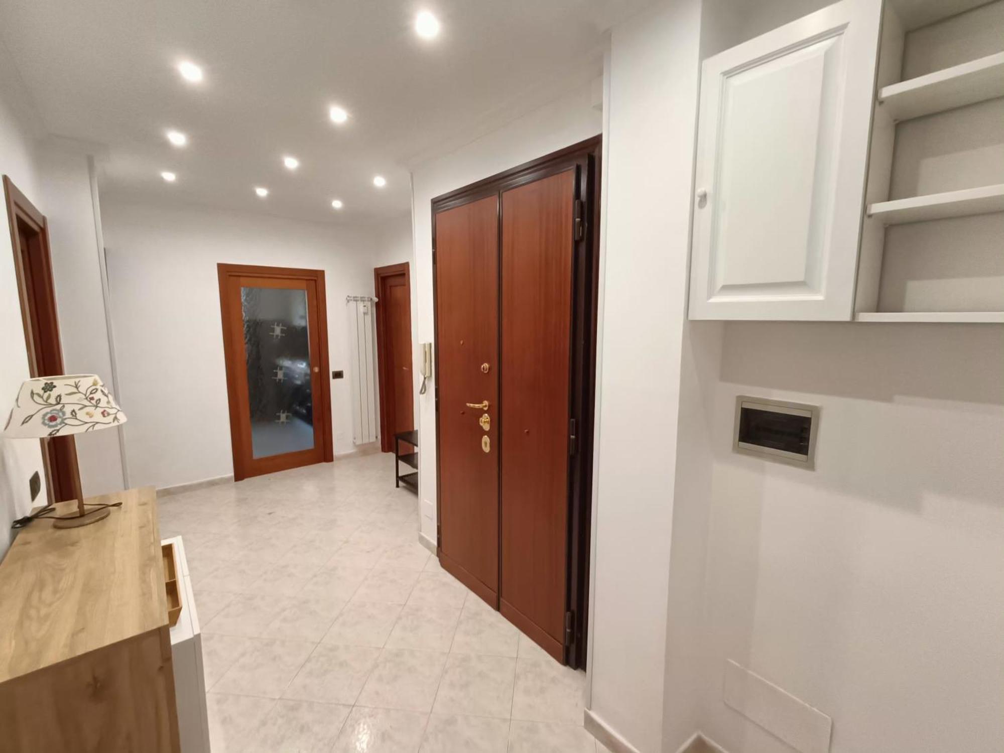 Tia Tourist Apartment Rzym Zewnętrze zdjęcie