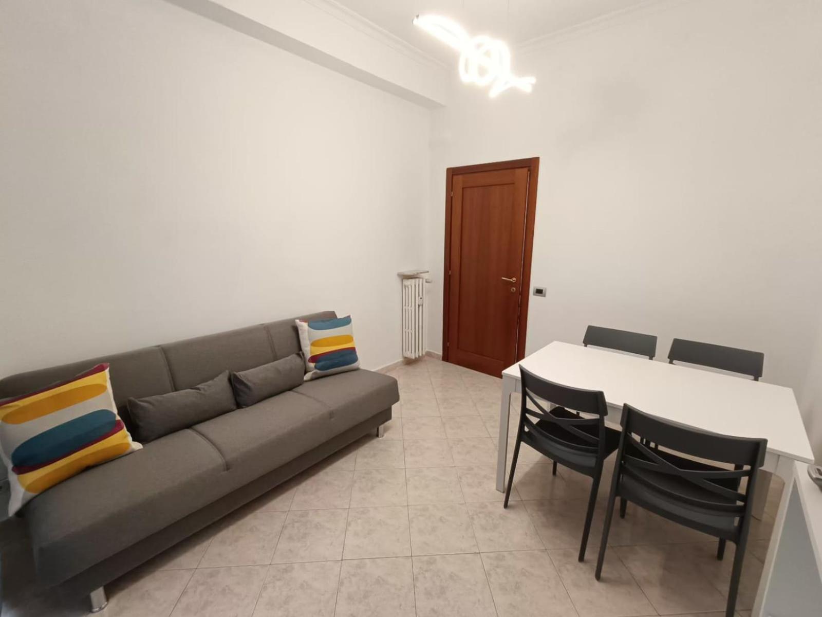Tia Tourist Apartment Rzym Zewnętrze zdjęcie